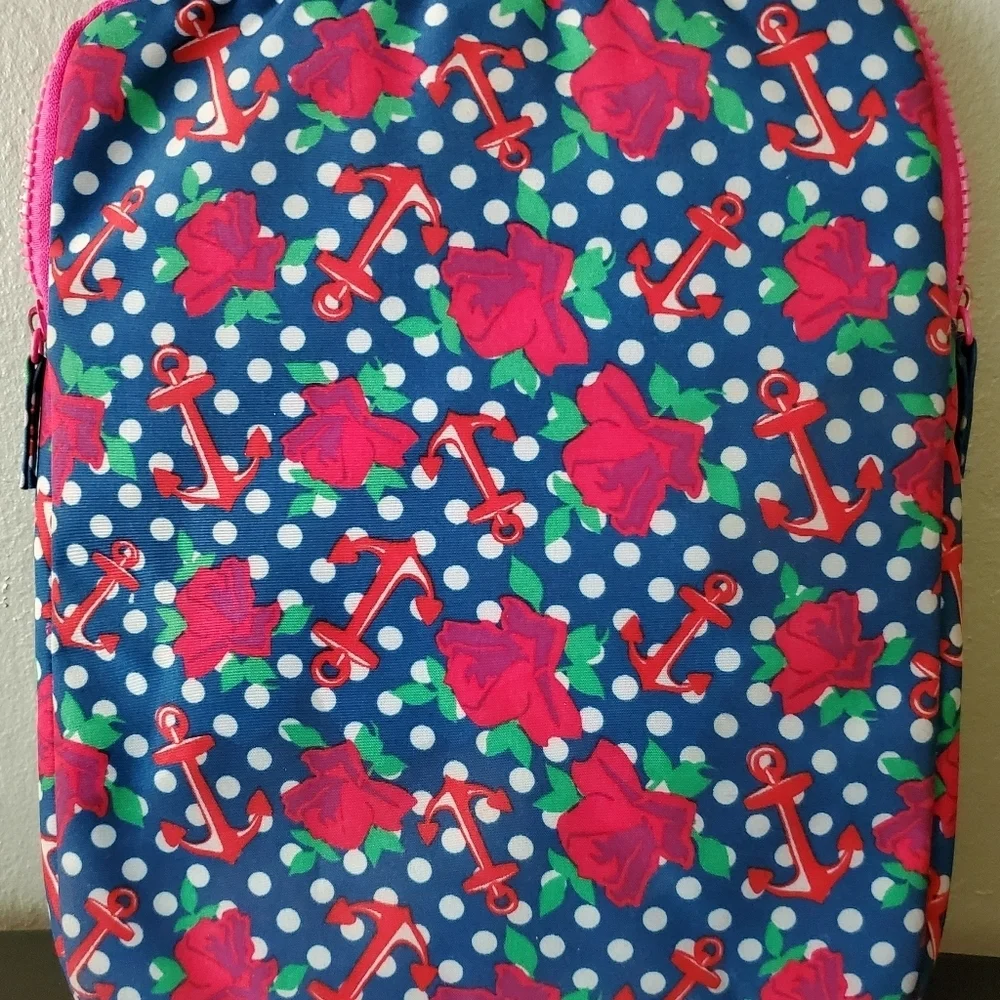 Chinese Laundry Tablet Sleeve